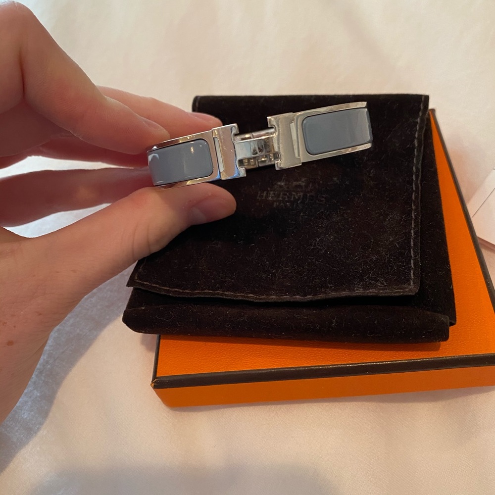 RARE Hermès Clic Clac H Bracelet Palladie Gris - Picture 2 of 5